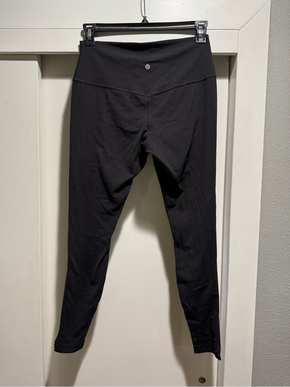 Lululemon Align Leggings 28” in Black